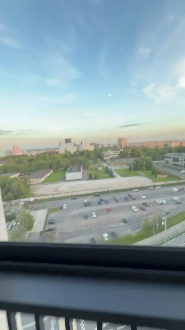 Балкон с видом на город